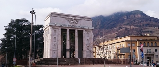 Monumento alla Vittoria, Gries