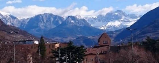 Blick von der Ponta Talvera auf das Museo Civico,Bozen