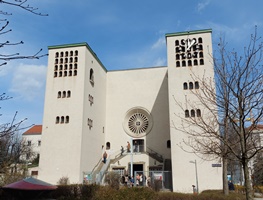 Favoriten, KÃÂ¶nigin des Friedens