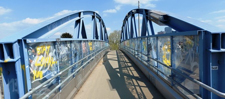 BahnÃÂ¼bergang Tscherttegasse